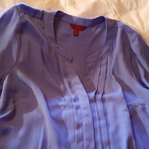 3/4 sleeve med. Blue button down blouse